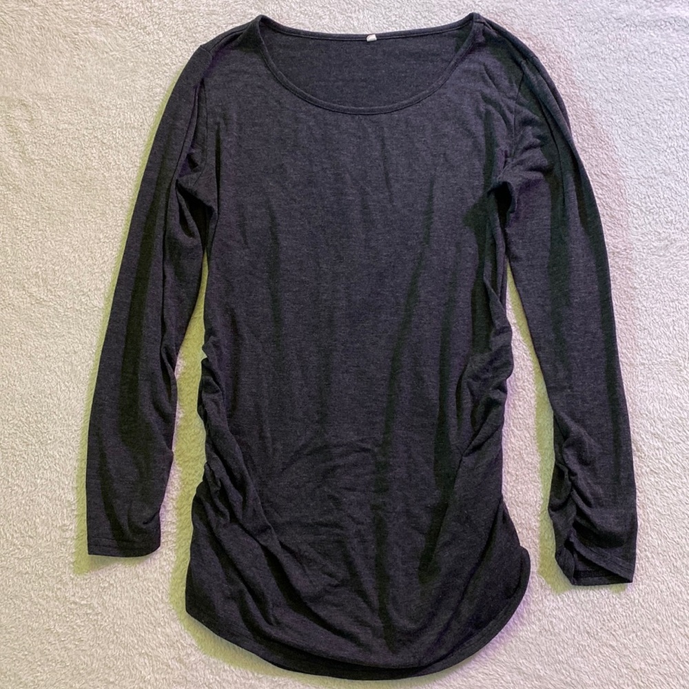 Maternity Top with Elastic Stretch Sides and Bottom of Sleeves